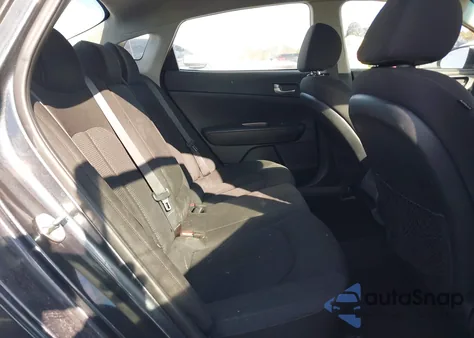 2019 Kia Optima Lx z USA, uszkodzony, nr VIN 5XXGT4L30KG379229